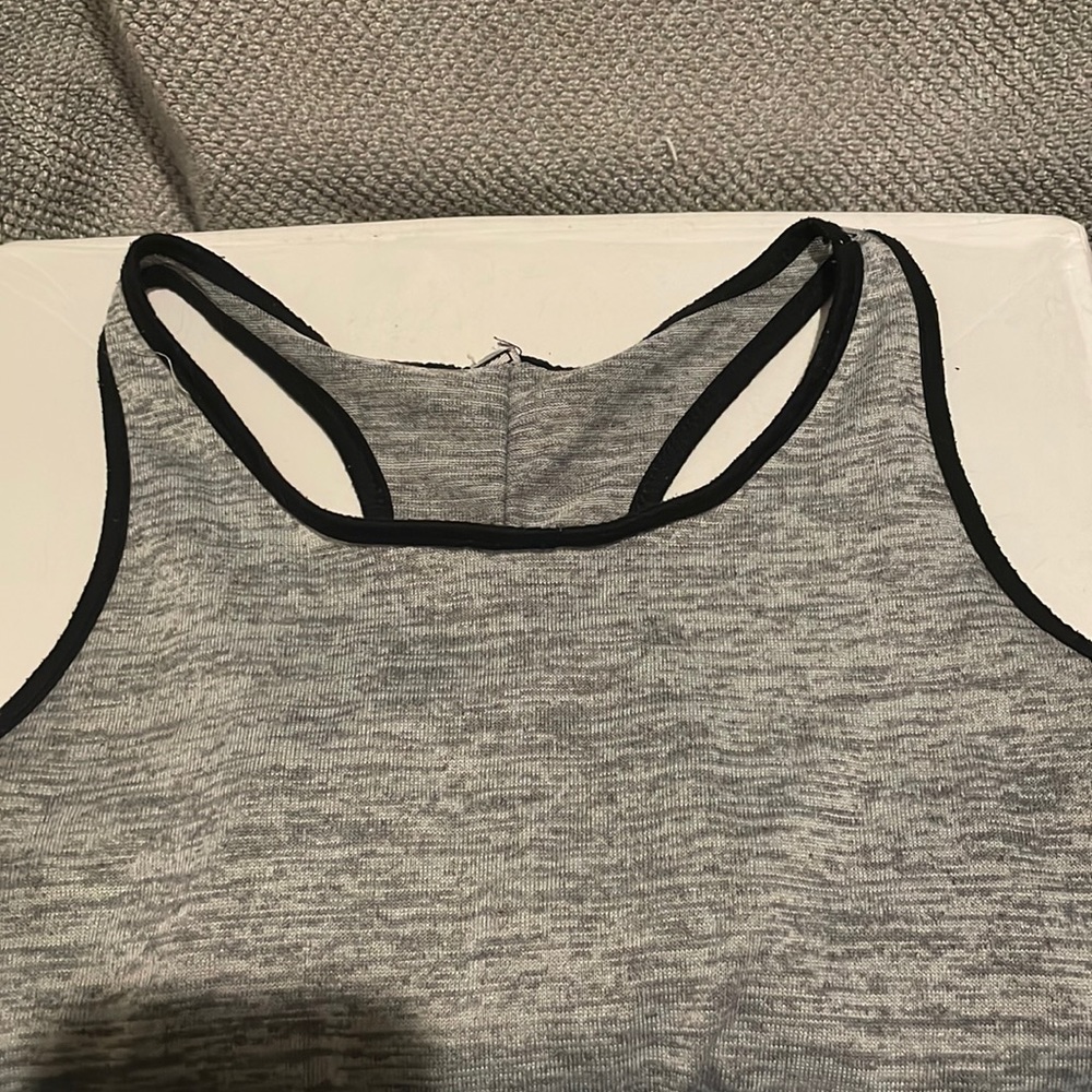 Sports shirt